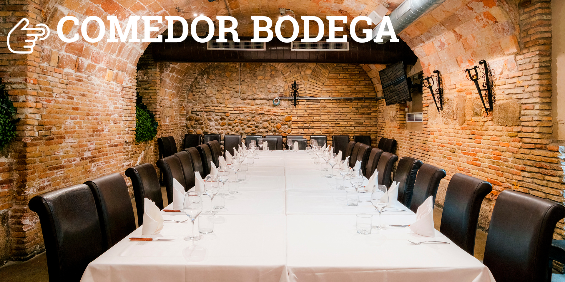 Dining room wine cellar 